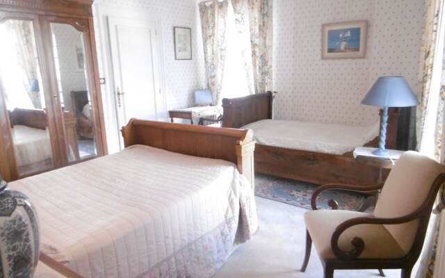 Maison Dhotes Au Pays De Cocagne