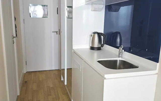 2910 - Studio 50m From the sea