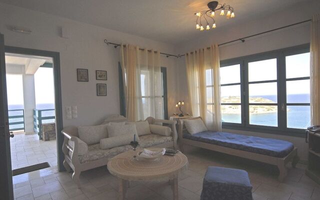 Mohlos Villas