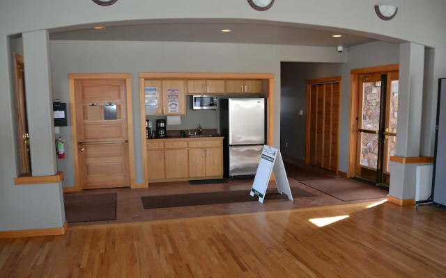 The Three Sisters Walk to Downtown Sisters