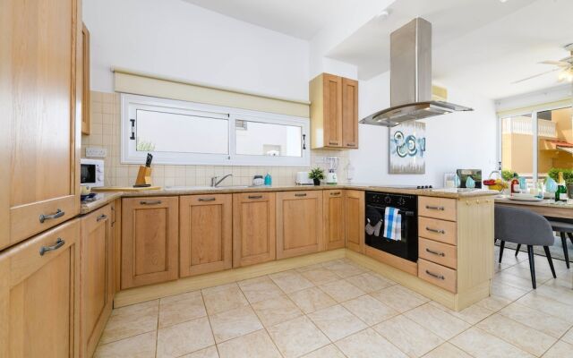 Athena Villa no14