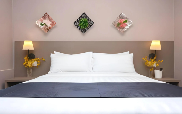 Oyo 490 Dk Hotel