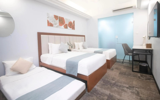 Santa Grand  East Coast, a NuVe Group Collection