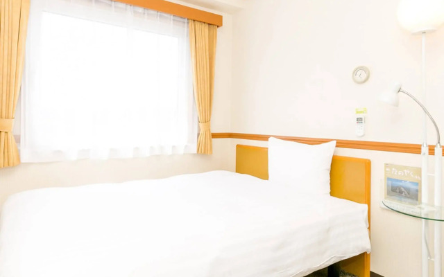 Toyoko Inn Toyama Station Sinkansen 1