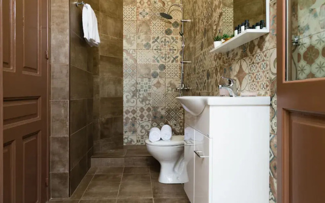CH Andrianou Suites