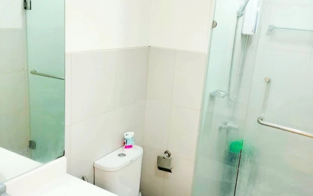 The Levels 2BR Condo Plus Free Parking