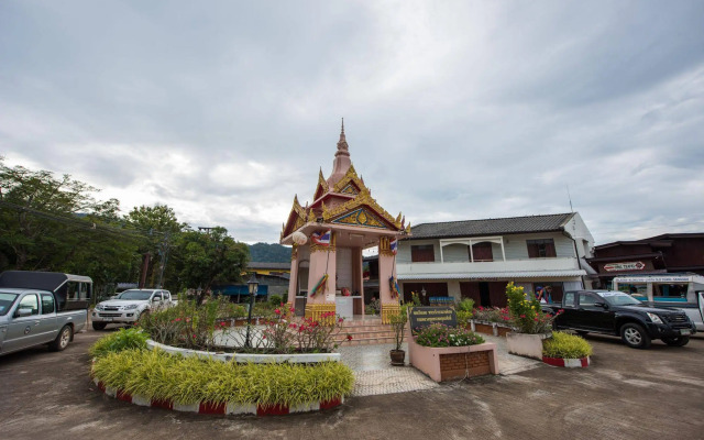 Lanta Smile Resort @Longbeach