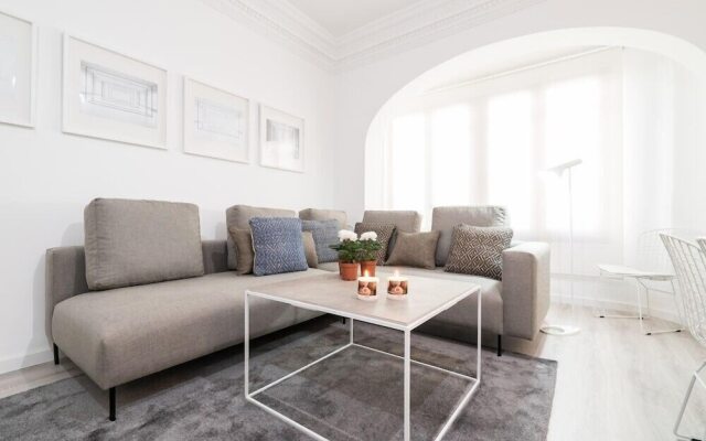 Valencia Luxury - Boutique Center