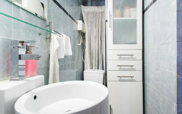 500mbps Wifi Studio 1min From Attiki Metro Station