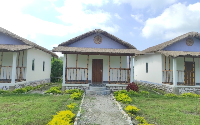 Homocation Falcon Jungle Resort