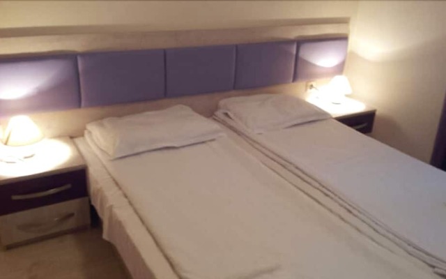 Ravda Dom Apartments