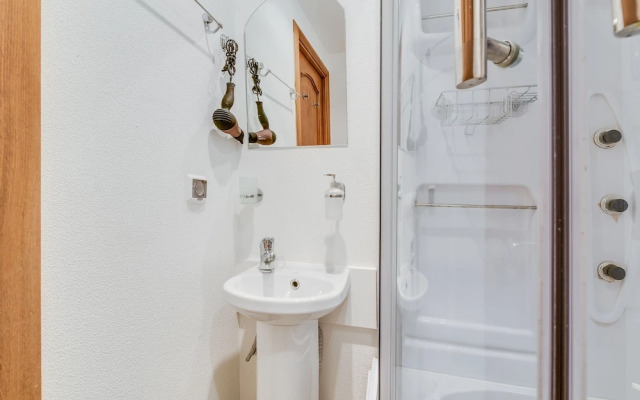 Apart Hotel Chaikovski