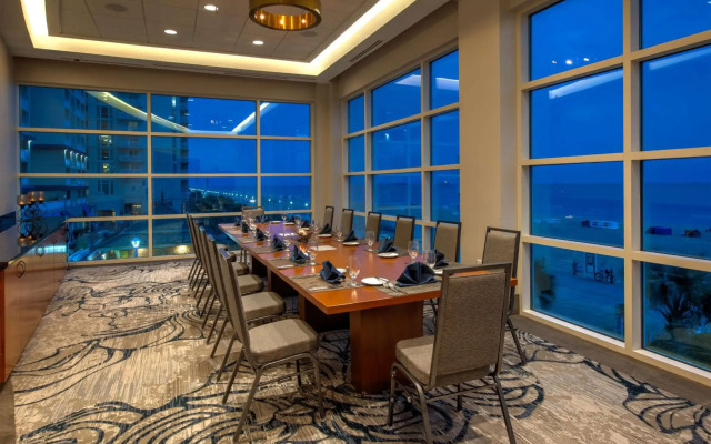 Hilton Garden Inn Virginia Beach Oceanfront