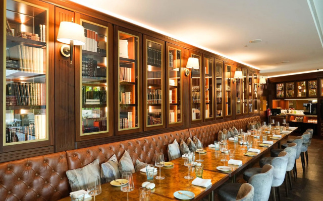 Wine & Books Lisboa Hotel