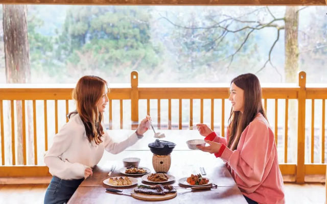 Hida-Osaka Fureai no Mori Bungalow