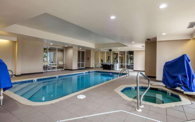 Comfort Inn & Suites Montgomery East Carmichael Rd