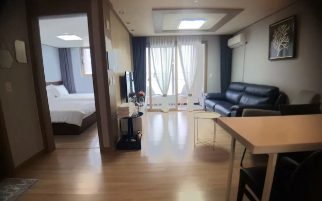 Maritimo Pension