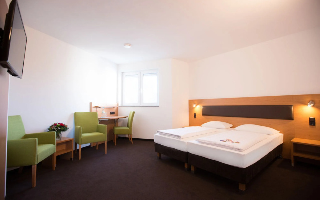 Garner Hotel Stuttgart - Zuffenhausen by IHG