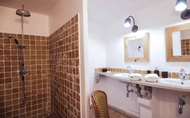 Charming Mas Provencal With Swimming Pool