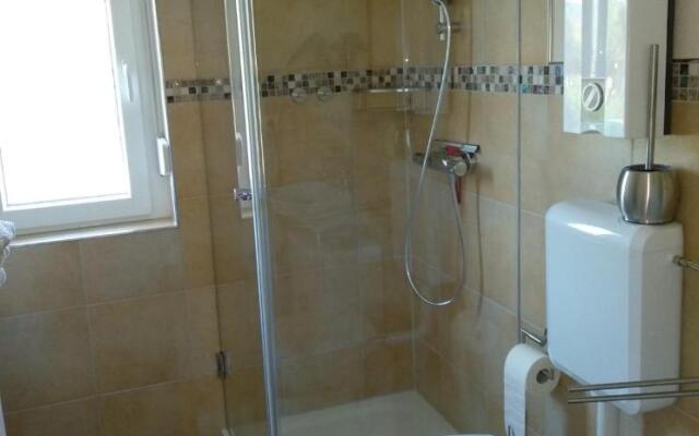 Ferienhaus/ Monteurzimmer Luttum