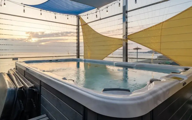 Gyeongju Luna Piena Poolvilla