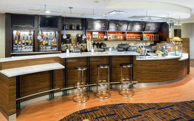 Courtyard by Marriott Houston by the Galleria