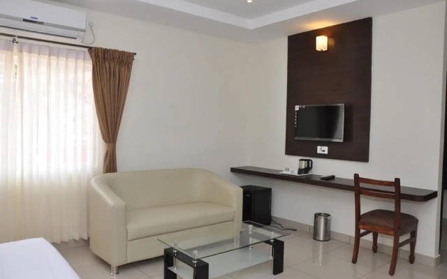 Hotel Golden Castle