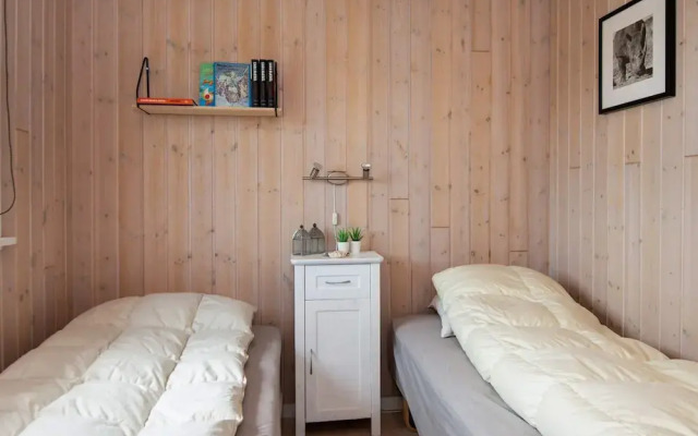 6 Person Holiday Home in Tarm