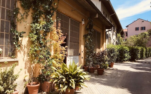Loft Navigli with Private Garden