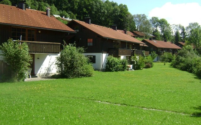 Nice Holiday Home With Oven, 18km From Oberstaufen