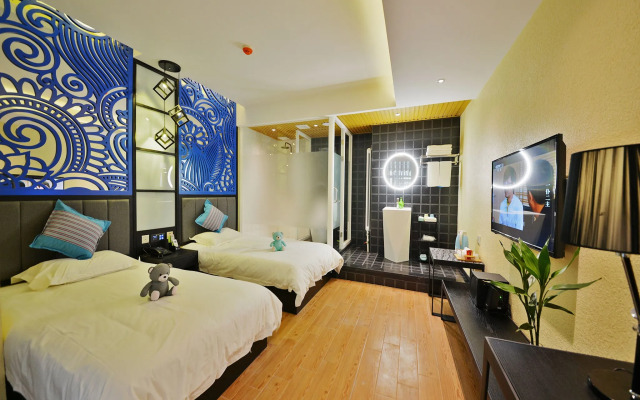 Harbin Blue Feather Hotel