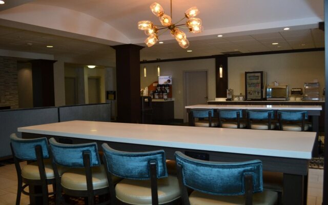 Holiday Inn Express & Suites Kent - University Area by IHG