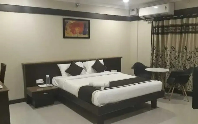 Green Valley Suites