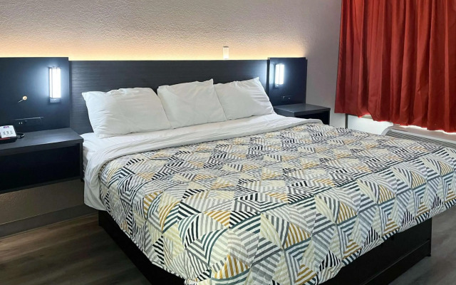 Motel 6 Baton Rouge, LA - Southeast