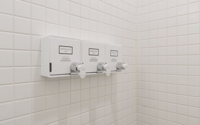 Abode XS House Walk to Convention Center