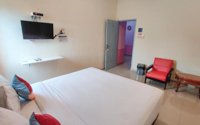 Ayuning Guest House Syariah Semarang RedPartner