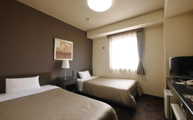 Hotel Route-Inn Court Yamanashi