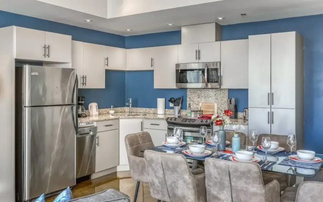 Incredible Views From This Downtown Condo