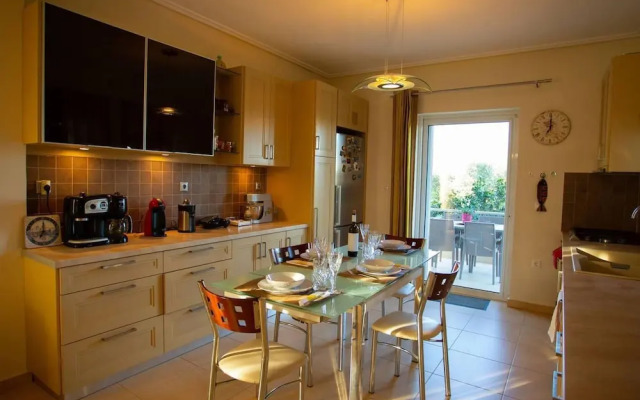 Fou's 3-bed Villa in Nafpaktos