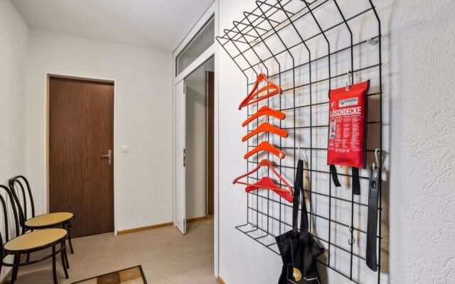 Triangel A Freund/Tryba