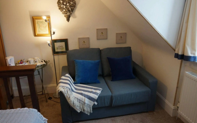 Seashore Cottage
