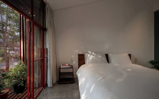 Scarlet Pavilion Homestay