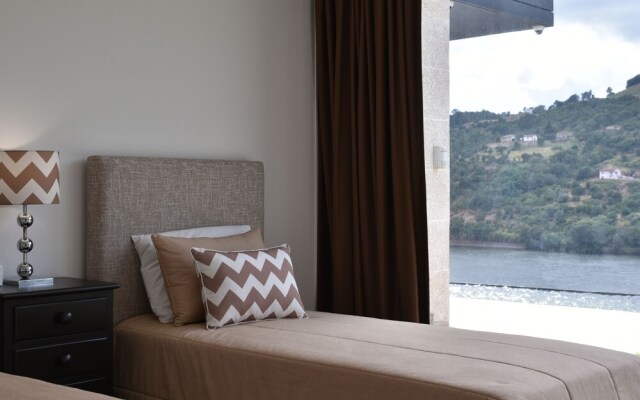 Feel Discovery Douro Cherry