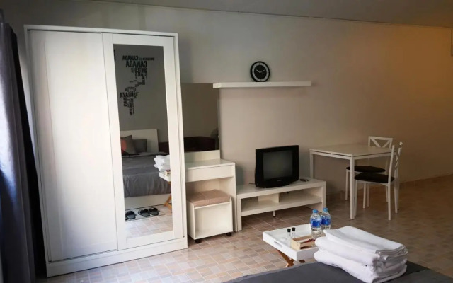 Popular Condo C5 IMPACT
