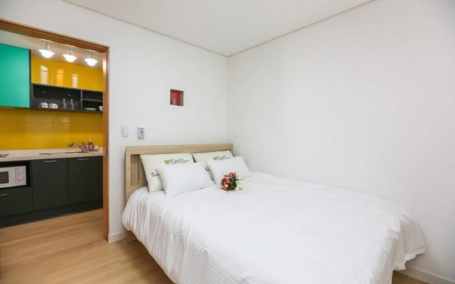 Muju Dada Pension [Built In 2016]