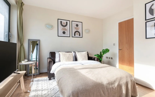 Charming 1BR Near Tower Bridge Walks