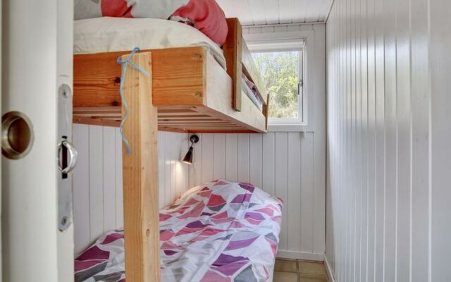 "Stanislaw" - 10m from the sea in NW Jutland