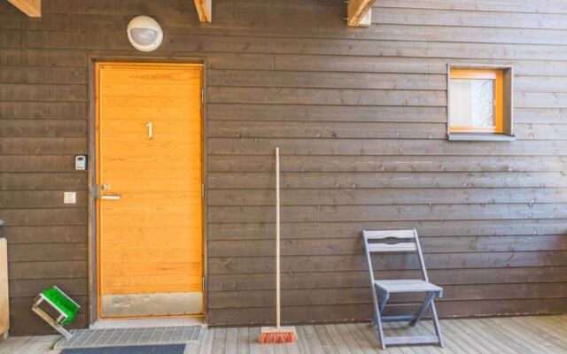 Karhunvartijan kota b1