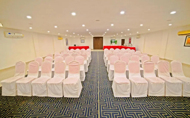 GenX Bhavnagar Hotel