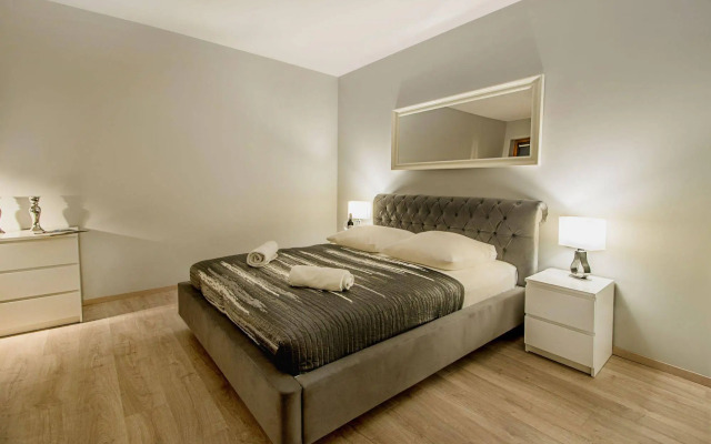 Angel City by Friendhouse Apartments